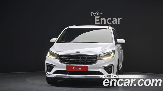 Kia Canival 2019 — photo 3