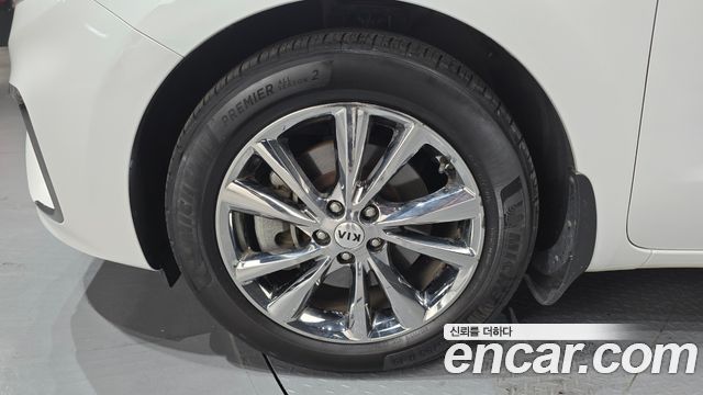 Kia Canival 2019 — photo 5
