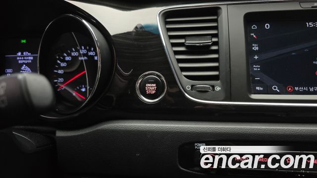 Kia Canival 2019 — photo 18