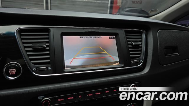 Kia Canival 2019 — photo 20