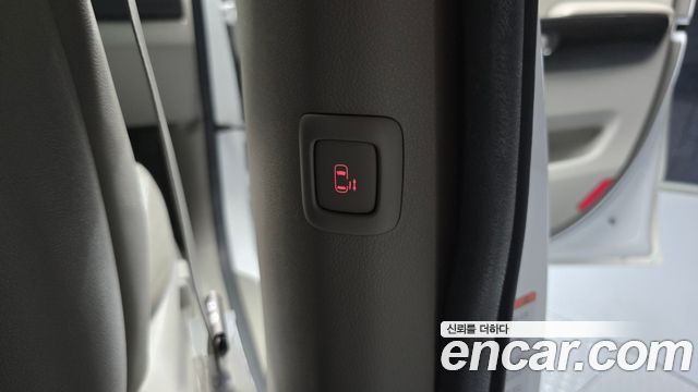 Kia Canival 2019 — photo 30