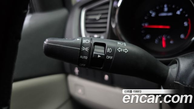 Kia Canival 2019 — photo 32