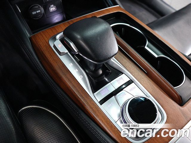 Kia K9 2019 — photo 10