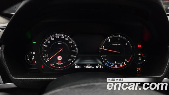 BMW Gran Turismo 2020 — photo 11