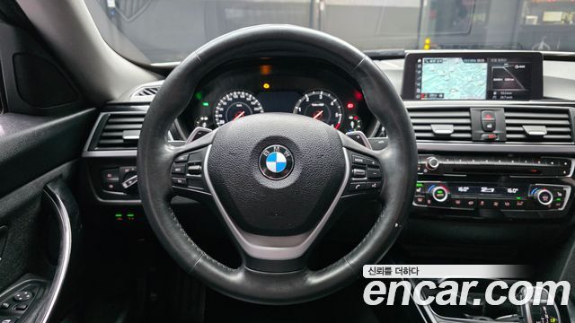 BMW Gran Turismo 2020 — photo 19