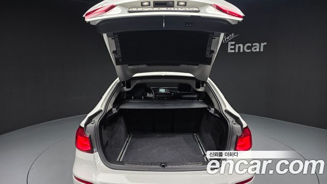 BMW Gran Turismo 2020 — photo 26