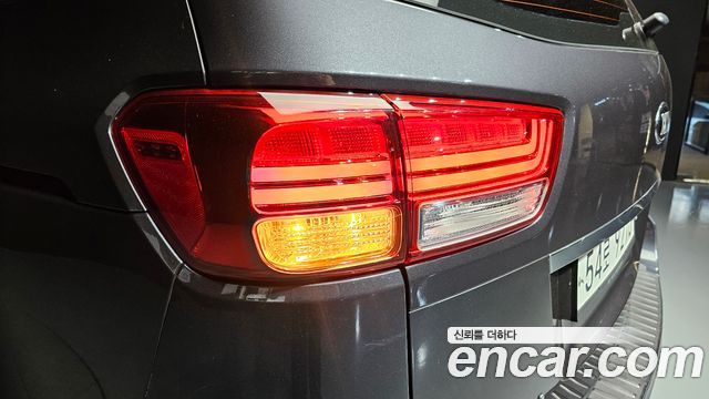 Kia Canival 2015 — photo 9
