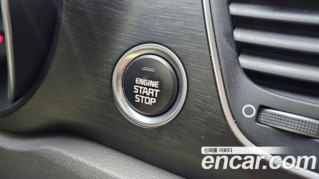 Kia Canival 2015 — photo 33