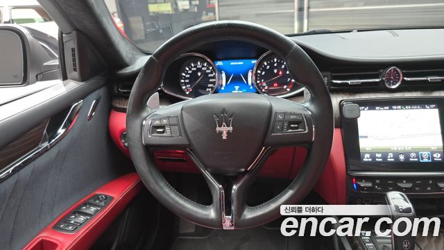 Maserati Quattroporte 2019 — photo 19