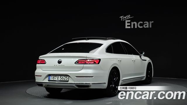 Volkswagen Arteon 2023 — photo 2