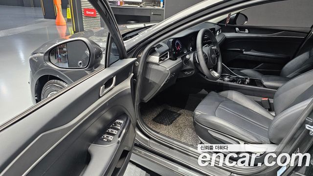 Kia K5 2021 — photo 10