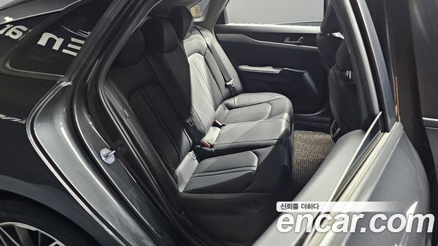 Kia K5 2021 — photo 11