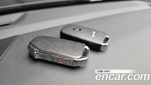 Kia K5 2021 — photo 16