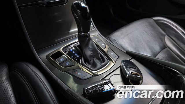 Hyundai Grandeur 2013 — photo 12