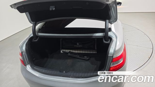 Hyundai Grandeur 2013 — photo 33
