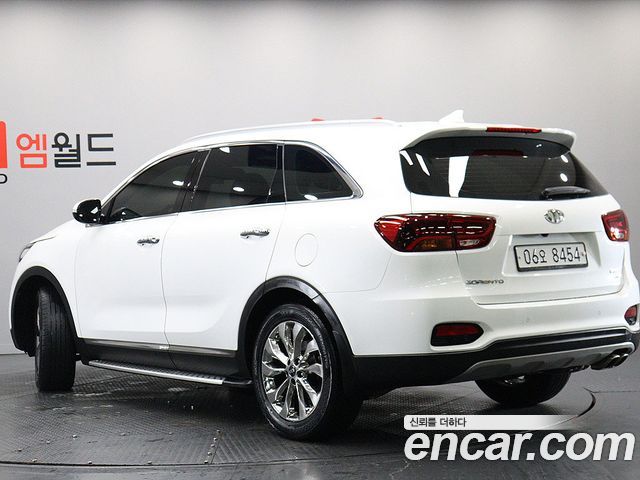 Kia Sorento 2018 — photo 4
