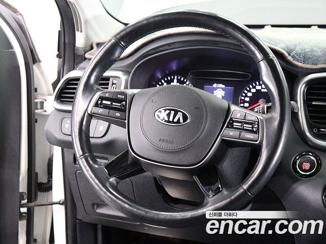 Kia Sorento 2018 — photo 15