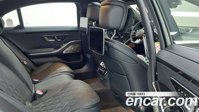 Mercedes-Benz S-Class 2026 — photo 10