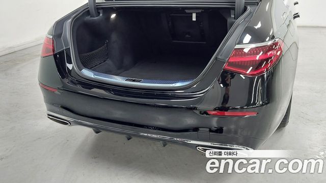 Mercedes-Benz S-Class 2026 — photo 11