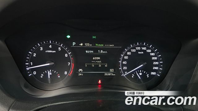 Genesis G80 2017 — photo 8