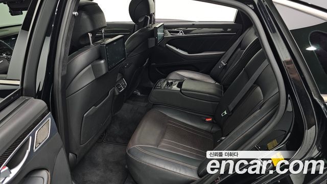 Genesis G80 2017 — photo 12