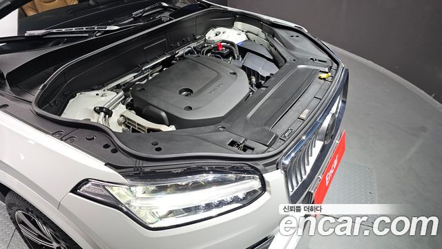 Volvo XC90 2023 — photo 6