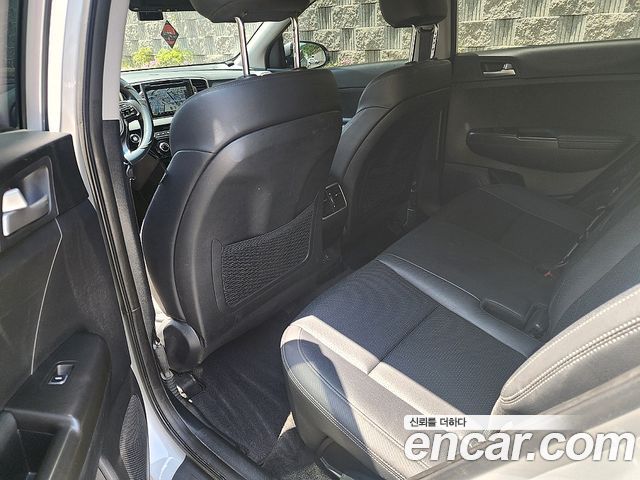 Kia Sportage 2017 — photo 18