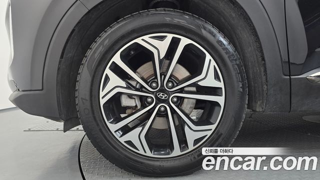Hyundai Santafe 2019 — photo 5
