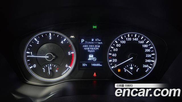 Hyundai Santafe 2019 — photo 11