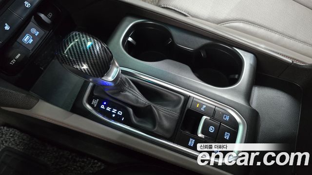 Hyundai Santafe 2019 — photo 12