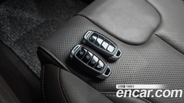 Hyundai Santafe 2019 — photo 24