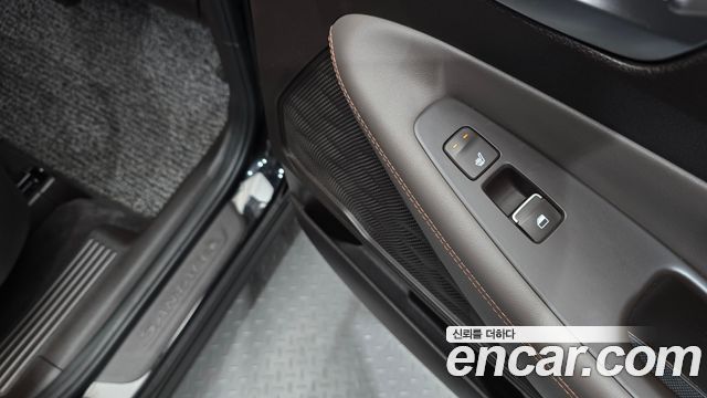 Hyundai Santafe 2019 — photo 25