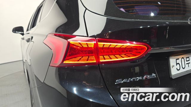 Hyundai Santafe 2019 — photo 9