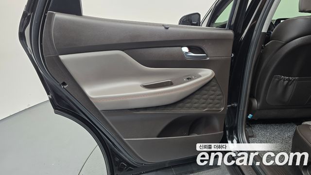 Hyundai Santafe 2019 — photo 15