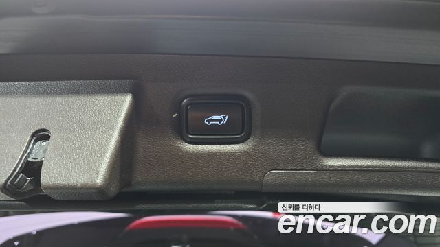 Hyundai Santafe 2019 — photo 29