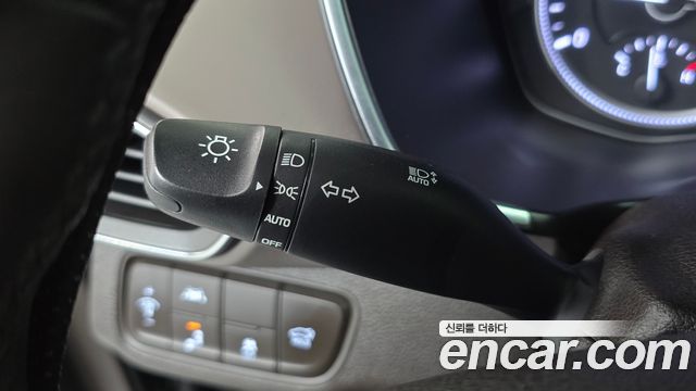 Hyundai Santafe 2019 — photo 32