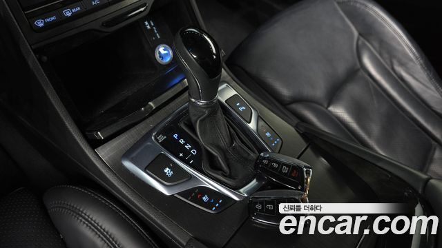 Hyundai Grandeur 2016 — photo 9