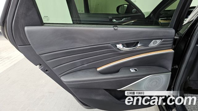 Kia K9 2022 — photo 15