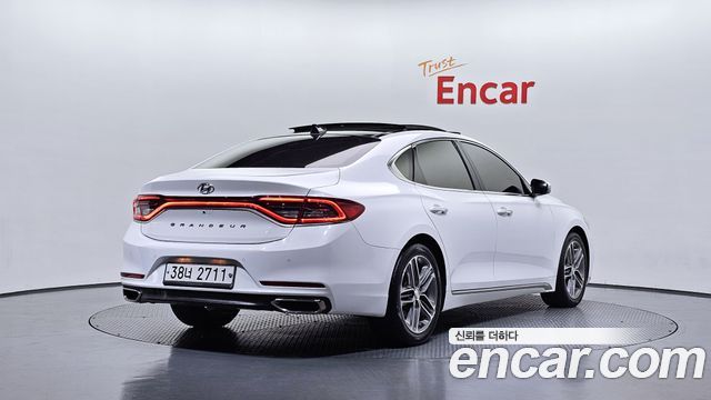 Hyundai Grandeur 2018 — photo 2