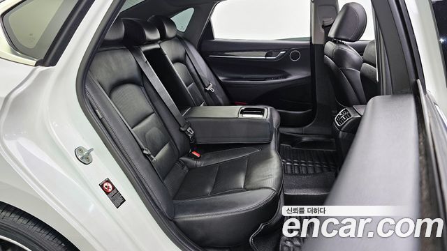 Hyundai Grandeur 2018 — photo 17