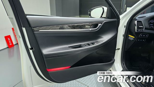 Hyundai Grandeur 2018 — photo 14