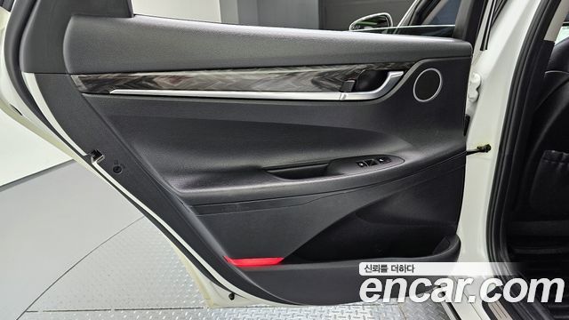 Hyundai Grandeur 2018 — photo 15
