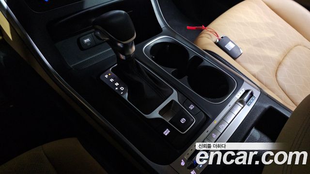 Kia Canival 2023 — photo 12