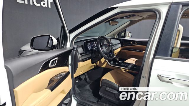 Kia Canival 2023 — photo 13