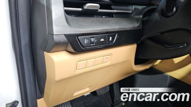 Kia Canival 2023 — photo 24