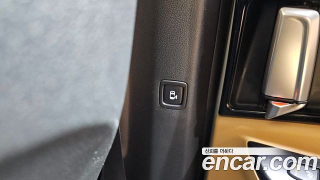 Kia Canival 2023 — photo 30