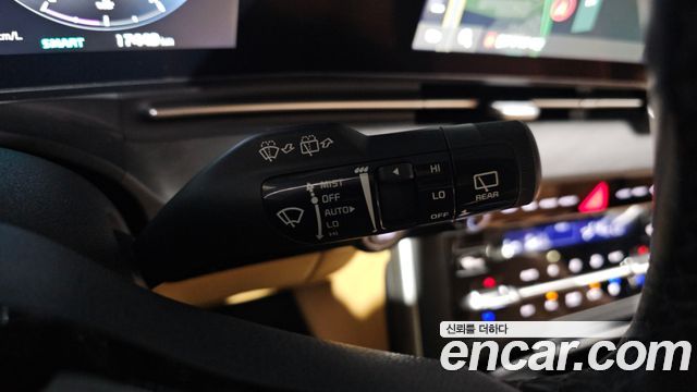Kia Canival 2023 — photo 31