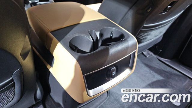 Kia Canival 2023 — photo 33