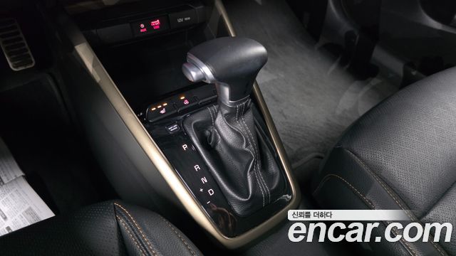 Kia Stonic 2018 — photo 9