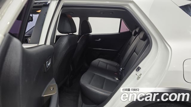 Kia Stonic 2018 — photo 12